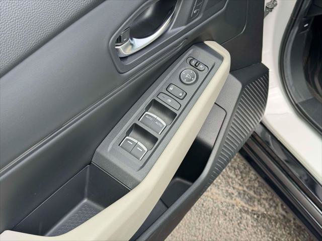 Used 2024 Honda Accord EX-L image 19