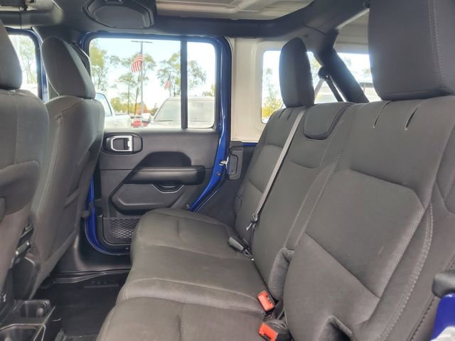 Used 2020 Jeep Wrangler Unlimited Sahara image 28