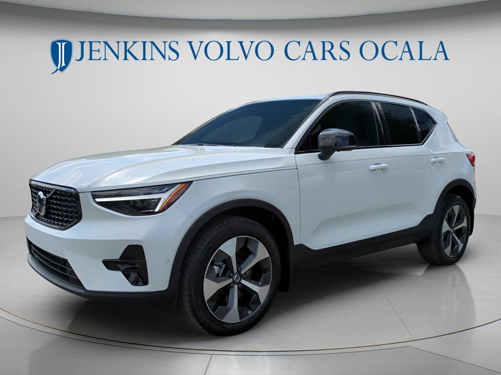 New 2026 Volvo XC40 B5 Plus w/ Protection Package Premier AWD/4WD image 7