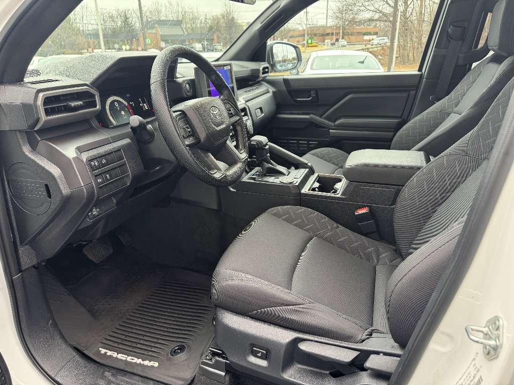 Used 2026 Toyota Tacoma SR5 image 8