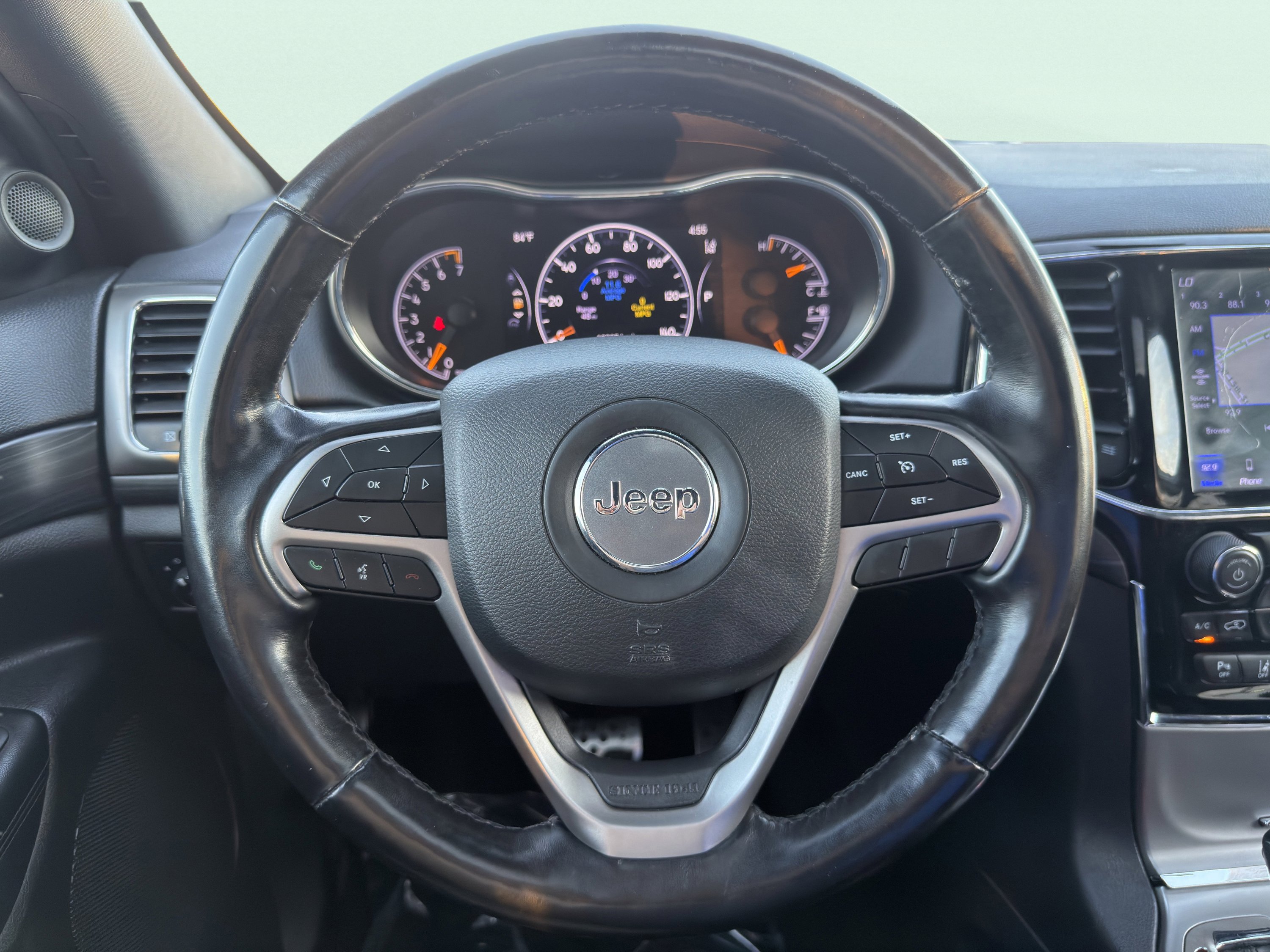 Used 2020 Jeep Grand Cherokee Altitude image 36