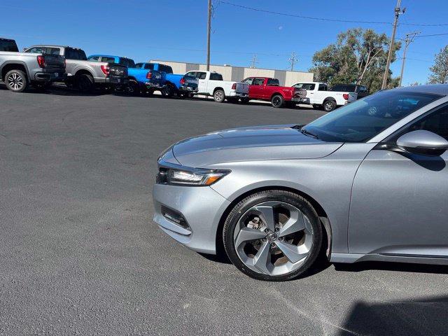 Used 2018 Honda Accord Touring image 5