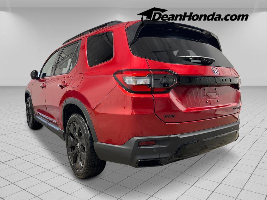 New 2026 Honda Pilot Black Edition image 3