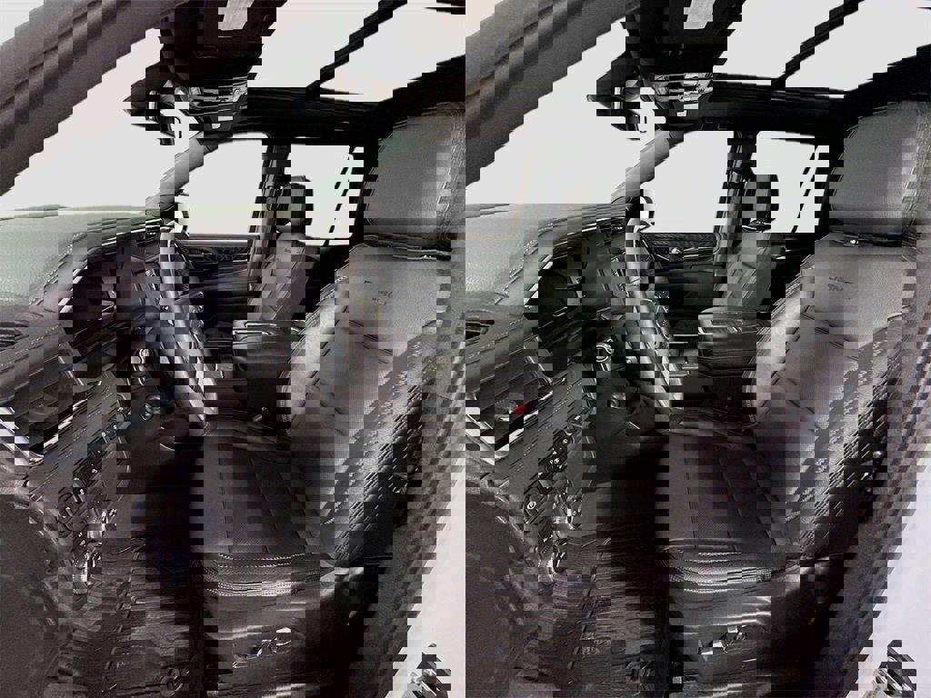 Certified 2024 GMC Yukon Denali image 17