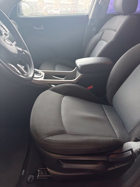 Used 2016 Kia Sportage LX FWD image 9
