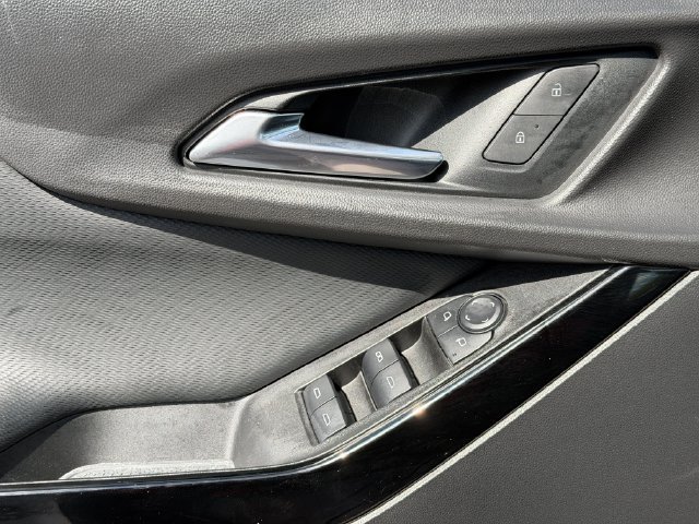 Used 2025 Chevrolet Equinox LT w/ Safety and Technology Package FWD image 22