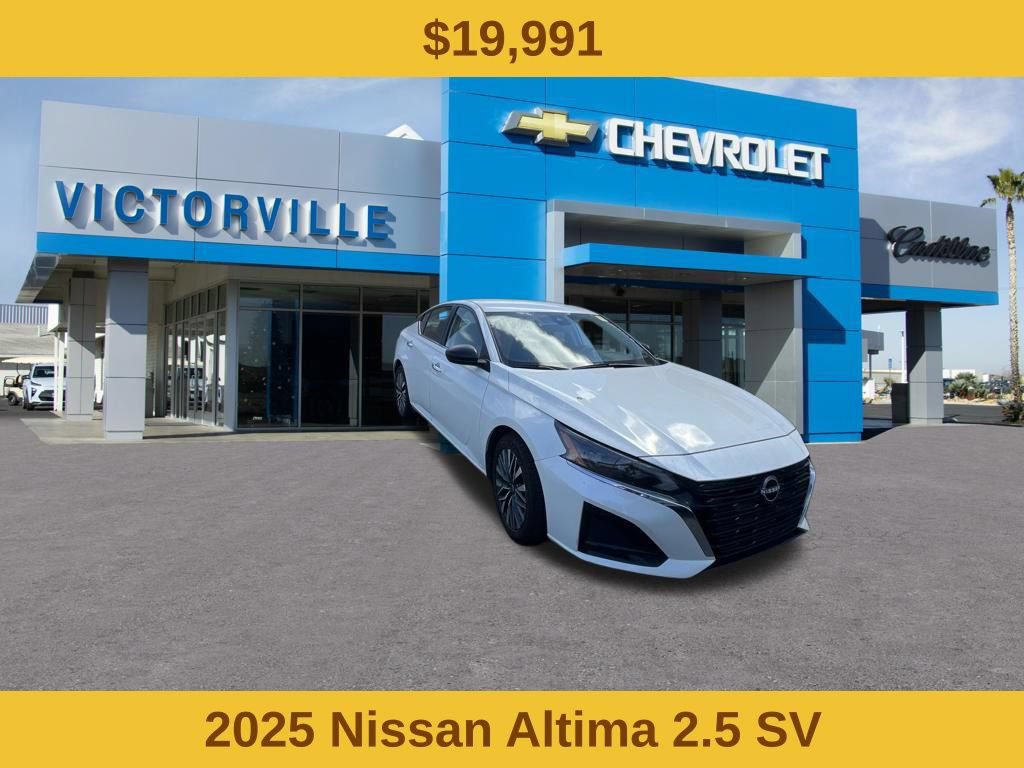 Used 2025 Nissan Altima 2.5 SV FWD image 2