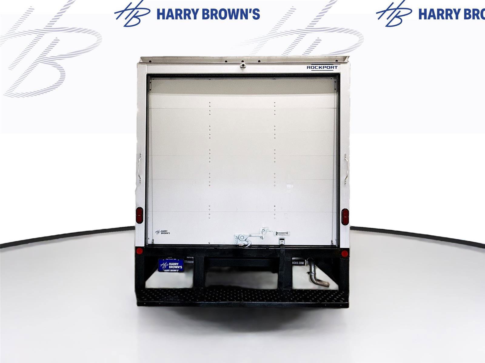 New 2026 GMC Savana 4500 4500 VAN 159 w/ Driver Convenience Package image 24