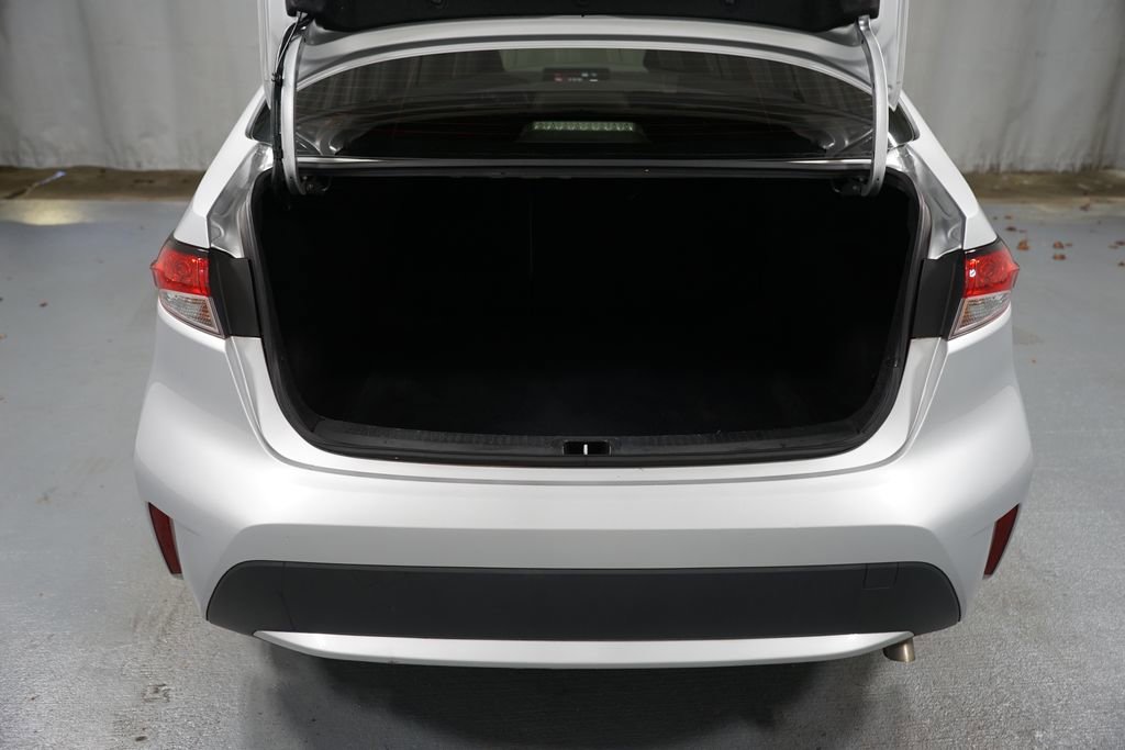 Certified 2022 Toyota Corolla LE image 30