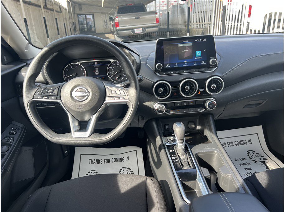 Used 2025 Nissan Sentra SV image 11