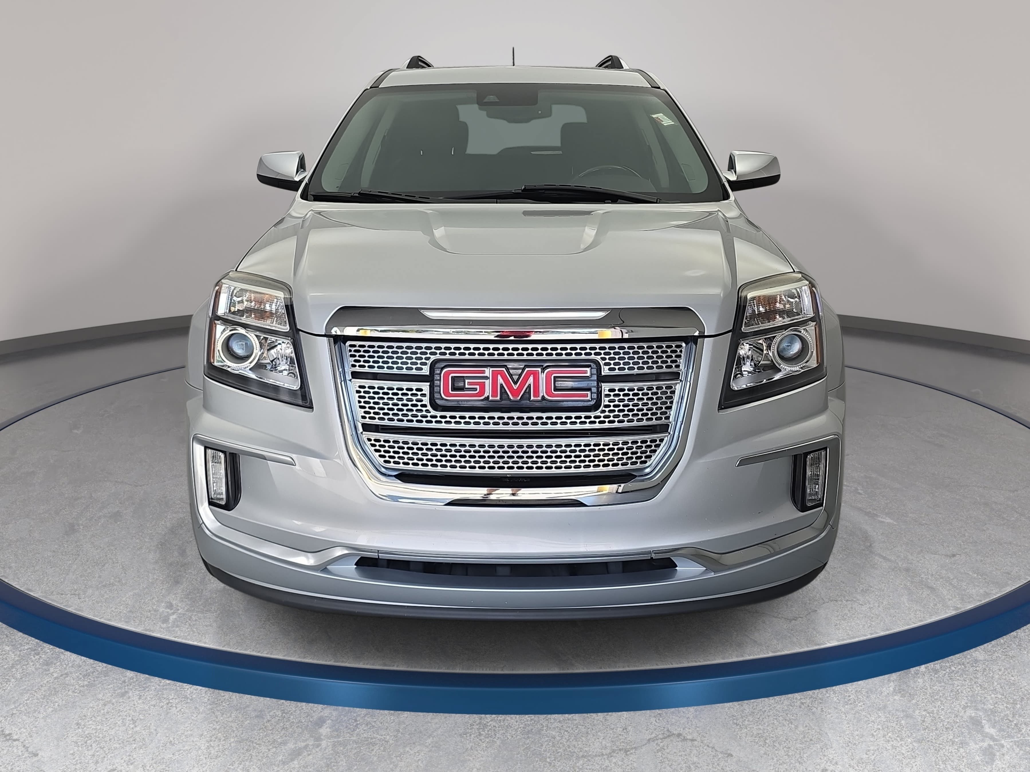 Used 2017 GMC Terrain Denali FWD image 2