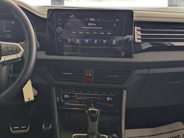 Used 2025 Volkswagen Jetta Sport image 17