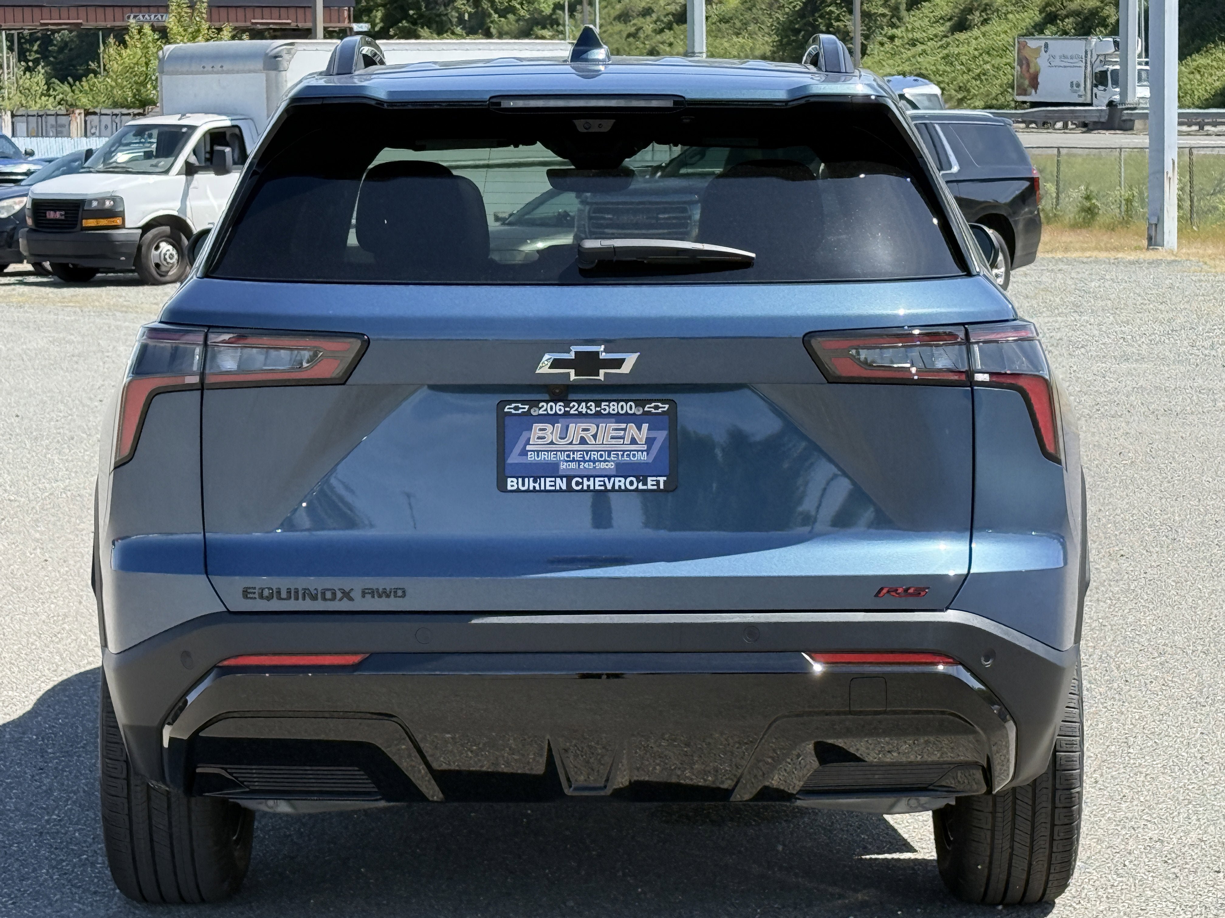 New 2026 Chevrolet Equinox RS w/ Convenience Package III AWD/4WD image 4