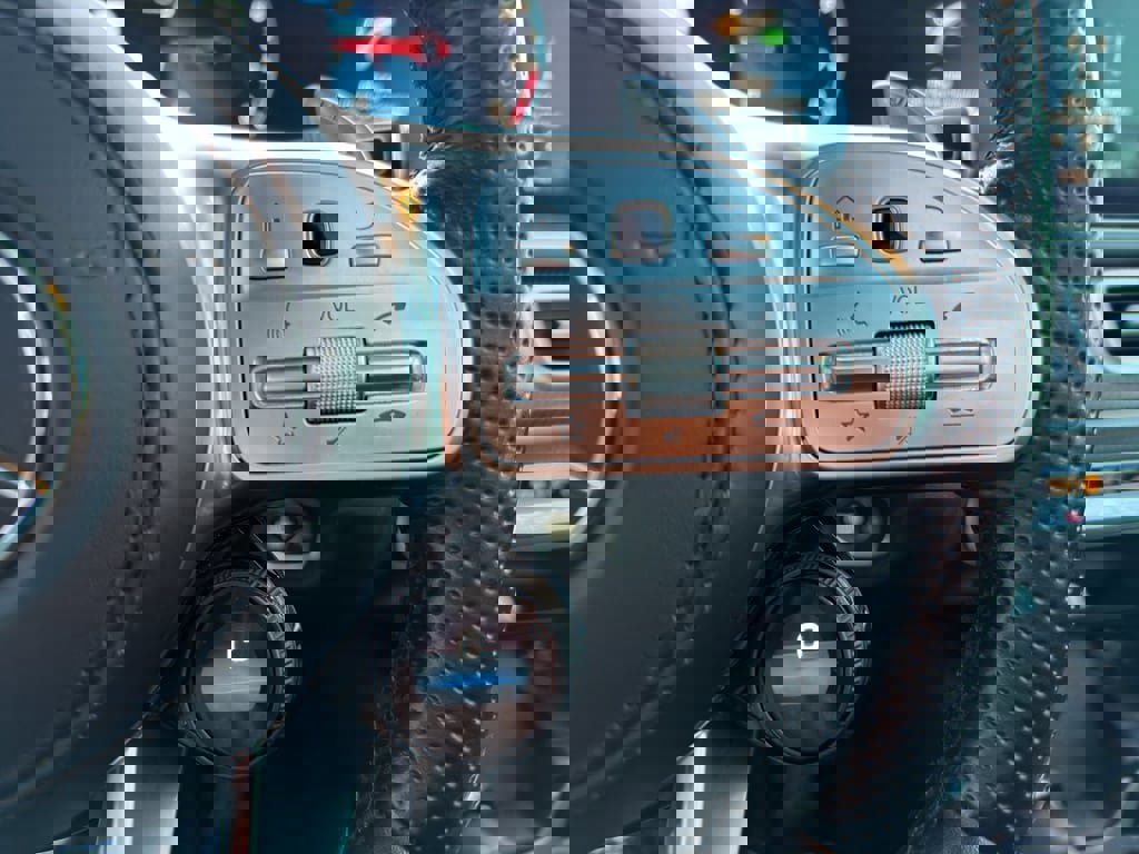 Used 2021 Mercedes-Benz GLS 63 AMG 4MATIC image 25