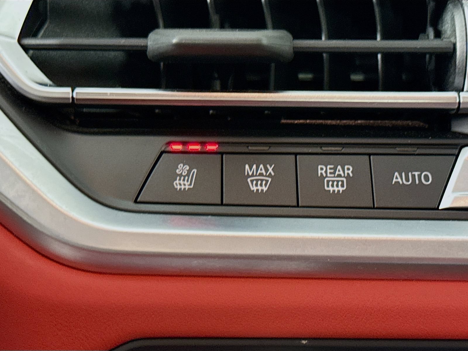 Used 2023 BMW M4 xDrive Competition AWD/4WD image 21