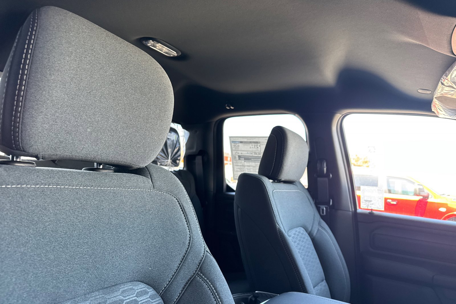 New 2026 RAM 1500 Express AWD/4WD image 15