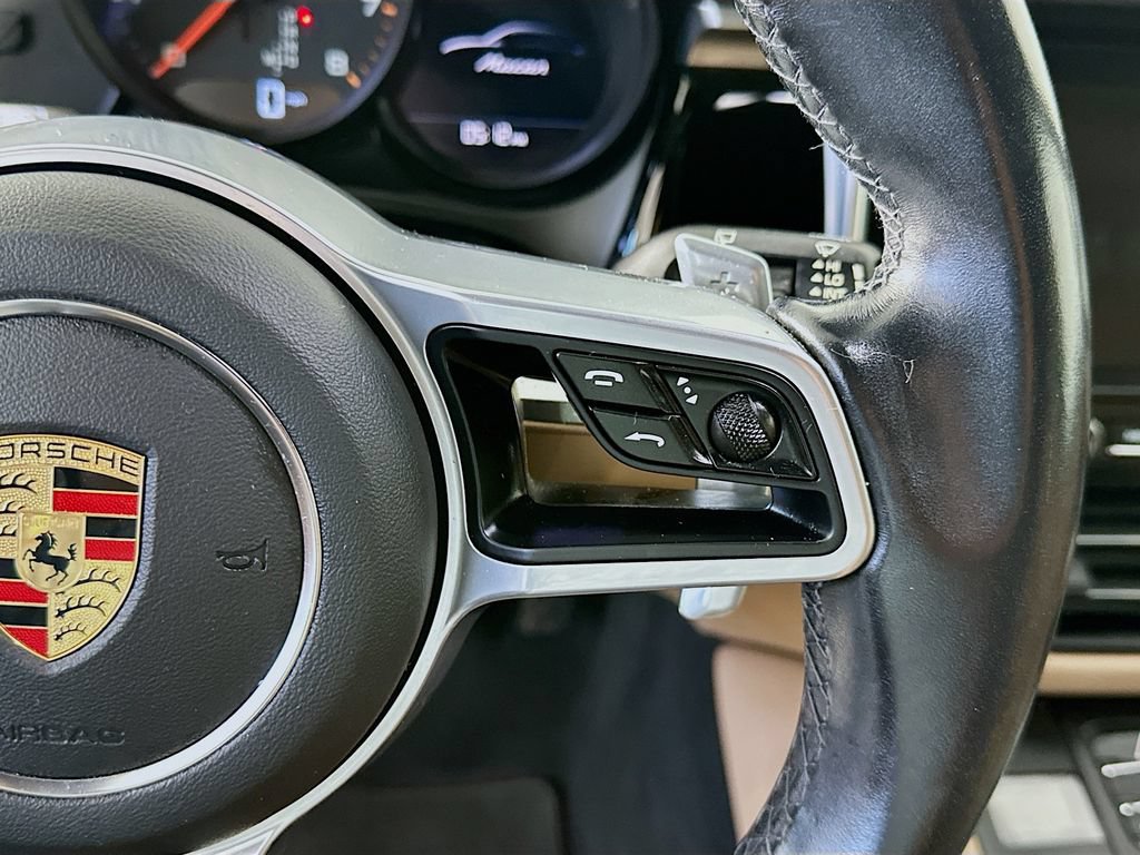 Used 2020 Porsche Macan AWD/4WD image 27