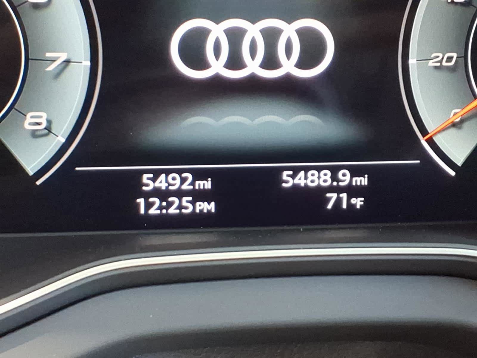 Used 2023 Audi SQ5 Prestige w/ Prestige Package AWD/4WD image 12