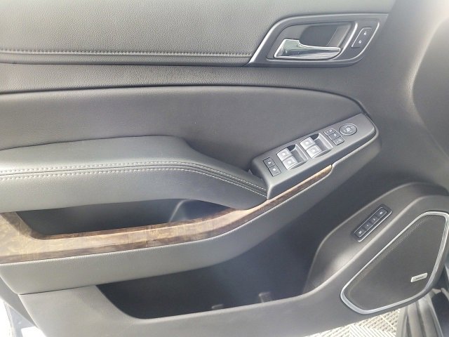 Used 2020 Chevrolet Tahoe LT image 15