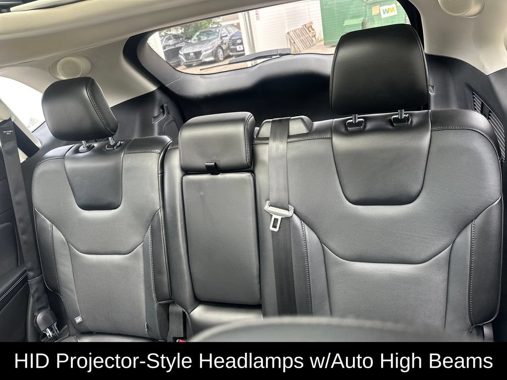 Used 2018 Ford Edge Titanium w/ Equipment Group 302A FWD image 22