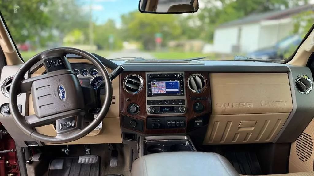 Used 2011 Ford F350 Lariat w/ Lariat Ultimate Pkg AWD/4WD image 23