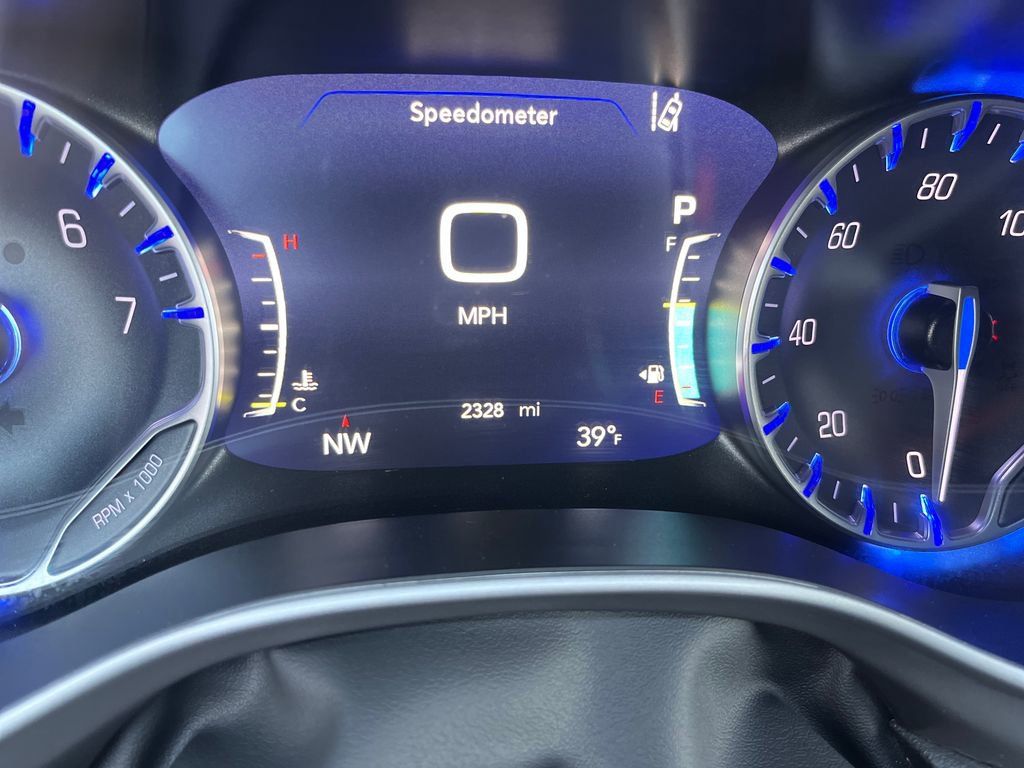 Used 2026 Chrysler Pacifica Select image 18