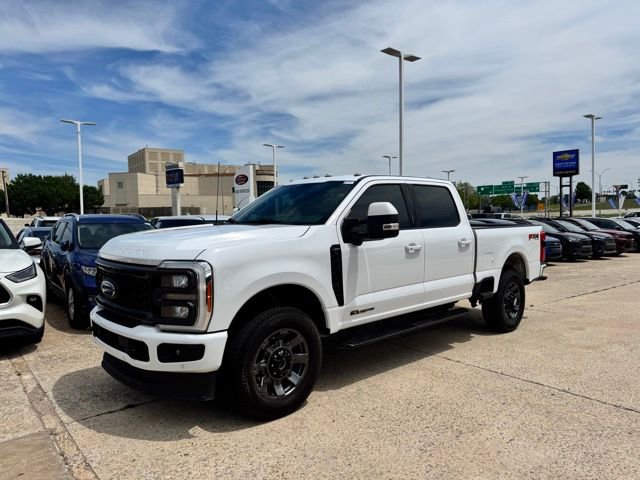 Used 2023 Ford F250 Lariat w/ Sport Appearance Package AWD/4WD image 2