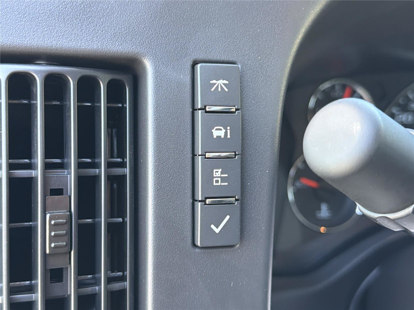 New 2025 GMC Savana 2500 w/ Driver Convenience Package RWD image 29