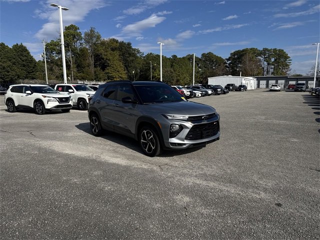 Used 2023 Chevrolet TrailBlazer RS w/ Convenience Package image 3