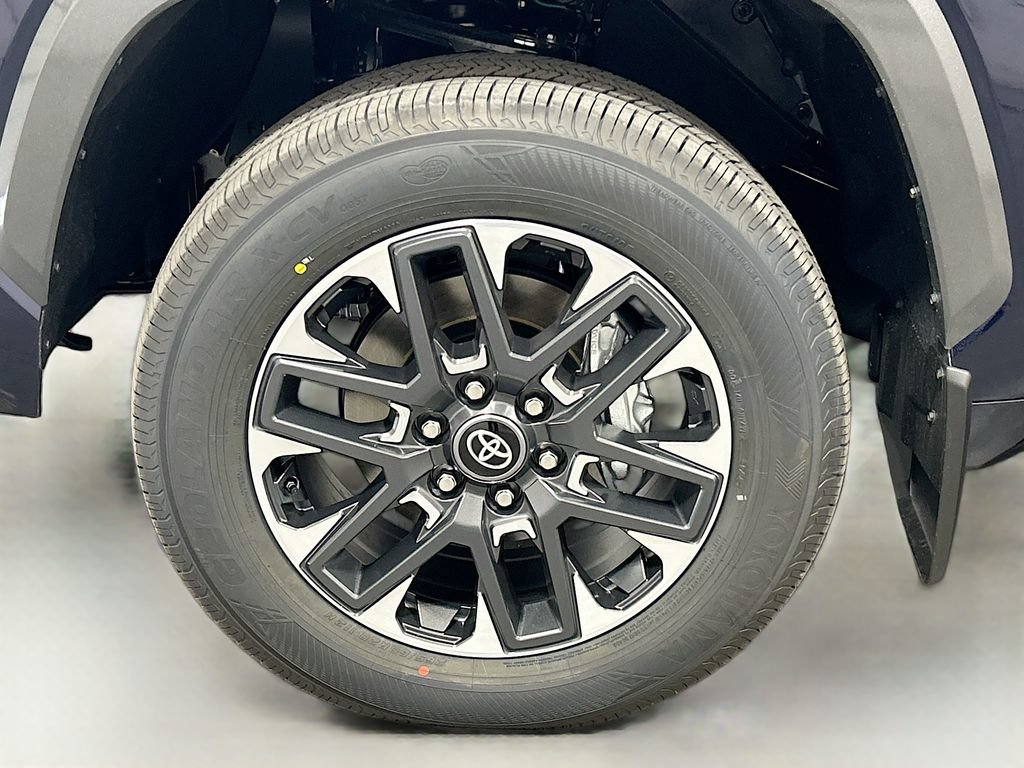 New 2026 Toyota Tundra Limited AWD/4WD image 10