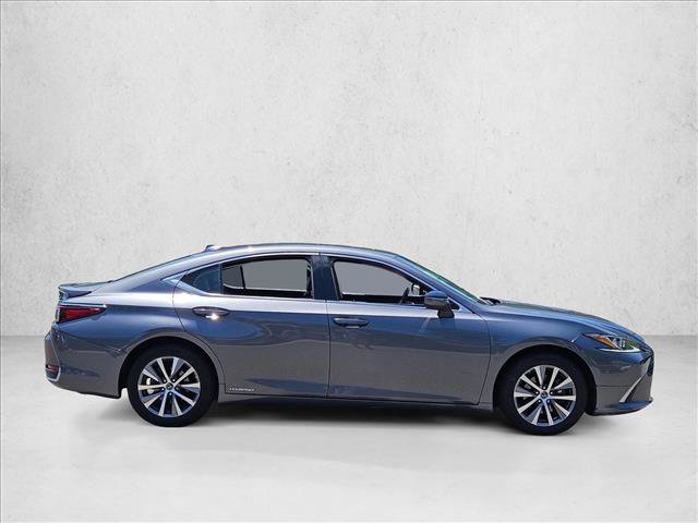 Used 2020 Lexus ES 300h w/ Premium Package FWD image 4