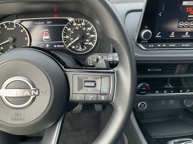 Certified 2023 Nissan Rogue SV image 24