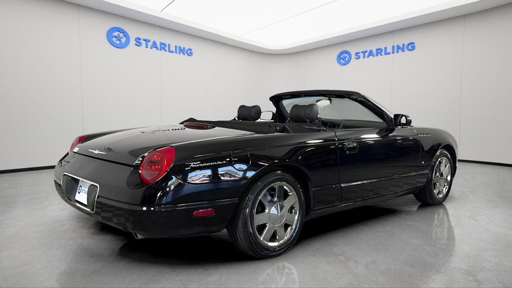 Used 2003 Ford Thunderbird image 23