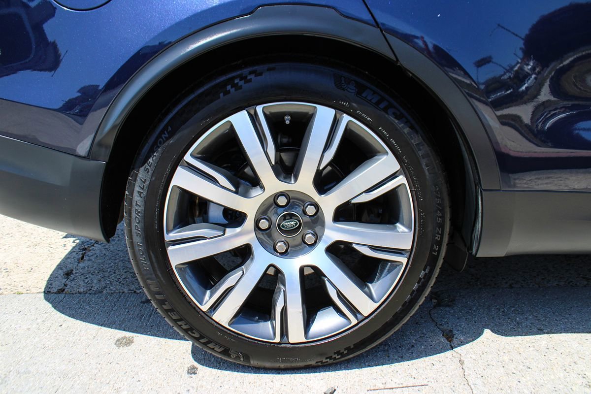 Used 2019 Land Rover Discovery HSE image 47