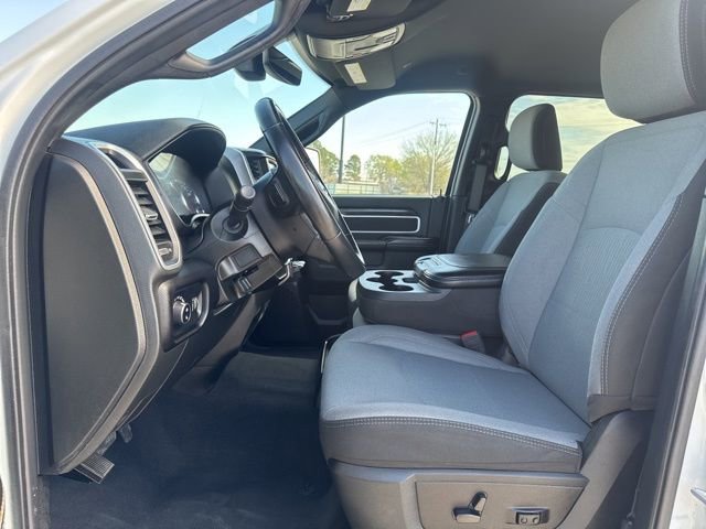 Used 2024 RAM 2500 Big Horn AWD/4WD image 2