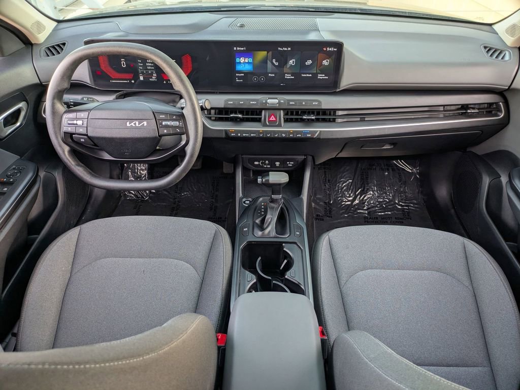 Used 2025 Kia K4 LXS image 25