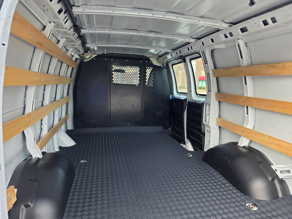 Used 2024 Chevrolet Express 2500 w/ Driver Convenience Package image 16