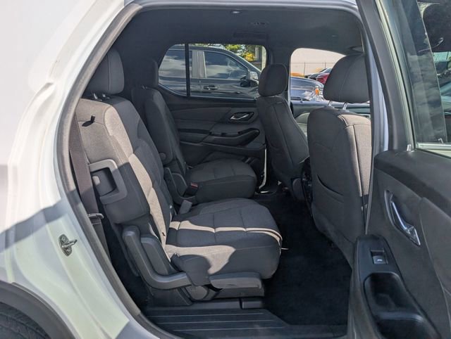 Used 2023 Chevrolet Traverse LT image 19