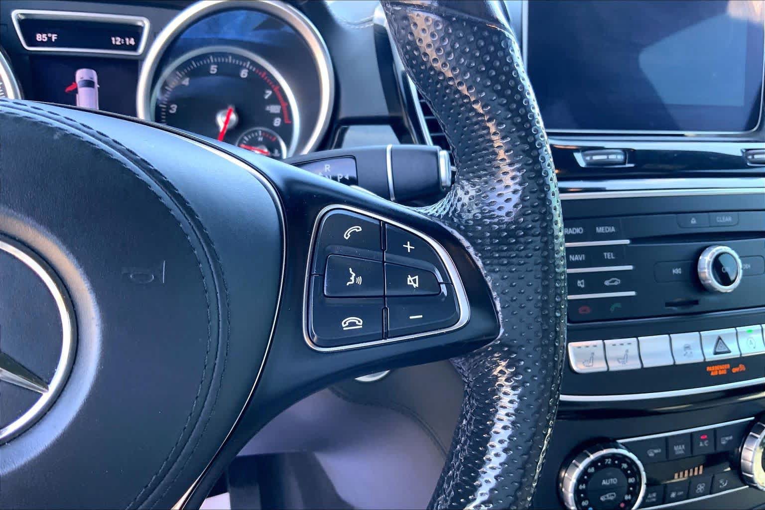 Used 2018 Mercedes-Benz GLS 550 4MATIC image 24