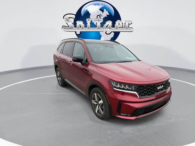 Used 2023 Kia Sorento S w/ Panoramic Sunroof Package image 2