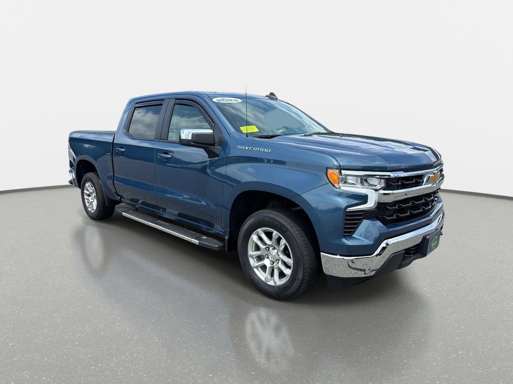 Used 2024 Chevrolet Silverado 1500 LT AWD/4WD image 2