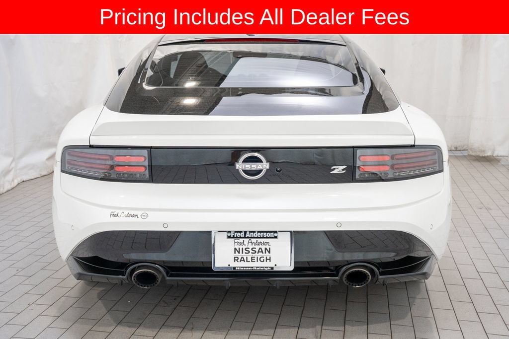 Used 2025 Nissan Z Performance w/ Floor Mat Package RWD image 6