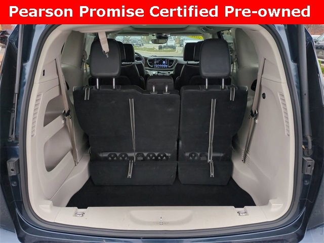 Used 2024 Chrysler Pacifica Limited image 13
