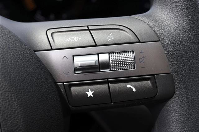 New 2026 Hyundai Kona SE image 16