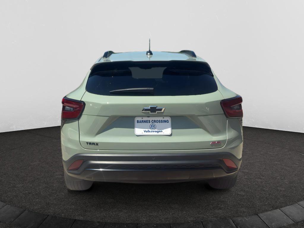 Used 2024 Chevrolet Trax RS w/ Driver Confidence Package FWD image 6