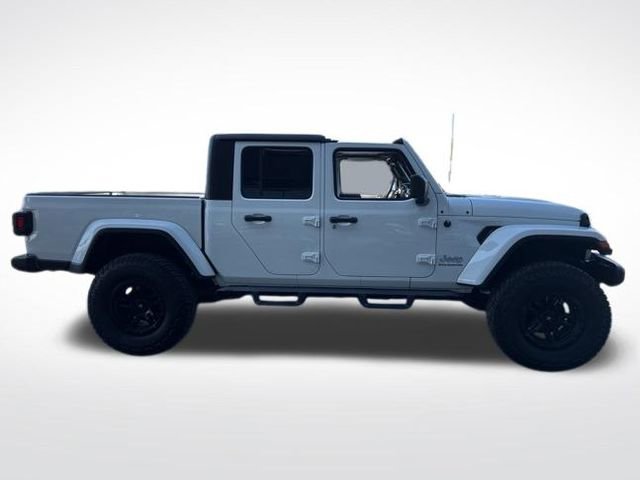 Used 2023 Jeep Gladiator Overland AWD/4WD image 9