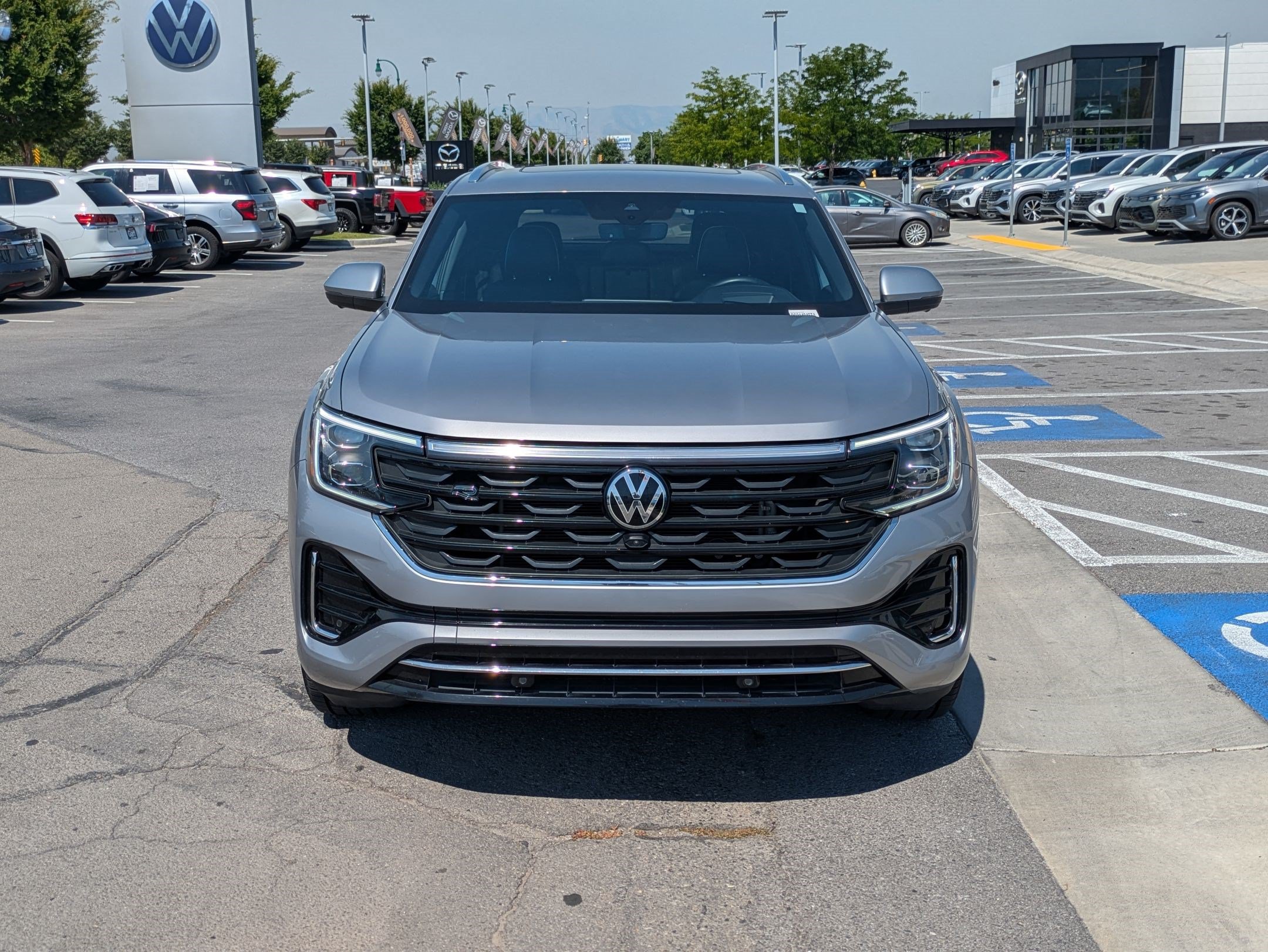 Used 2024 Volkswagen Atlas Cross Sport SEL Premium R-Line AWD/4WD image 12
