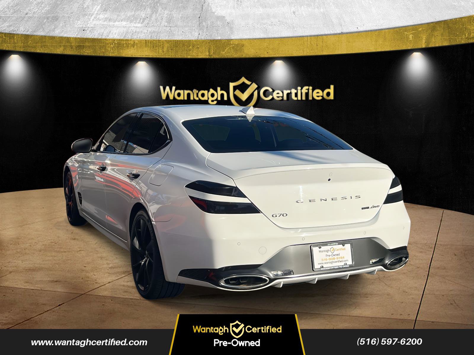 Used 2023 Genesis G70 3.3T w/ Sport Prestige Package image 4