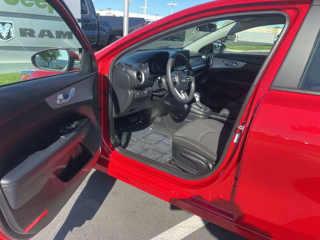 Used 2024 Kia Forte LXS image 12