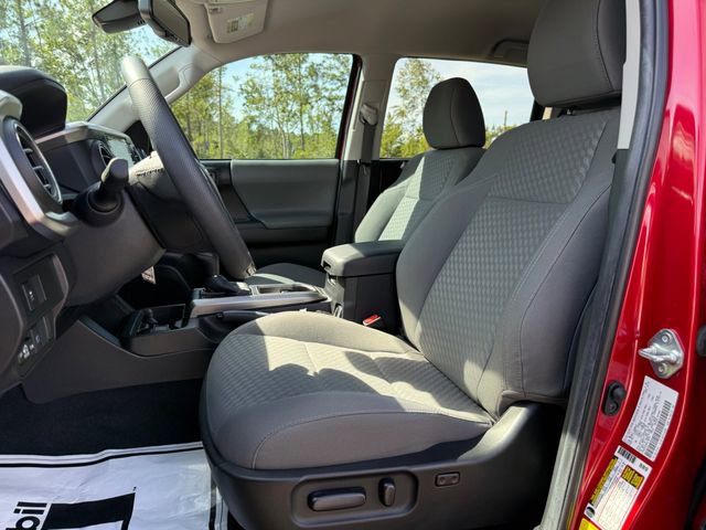 Used 2022 Toyota Tacoma SR5 RWD image 8